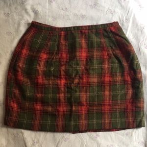 Vintage Wool Blend Skirt *Fits like 0-2*